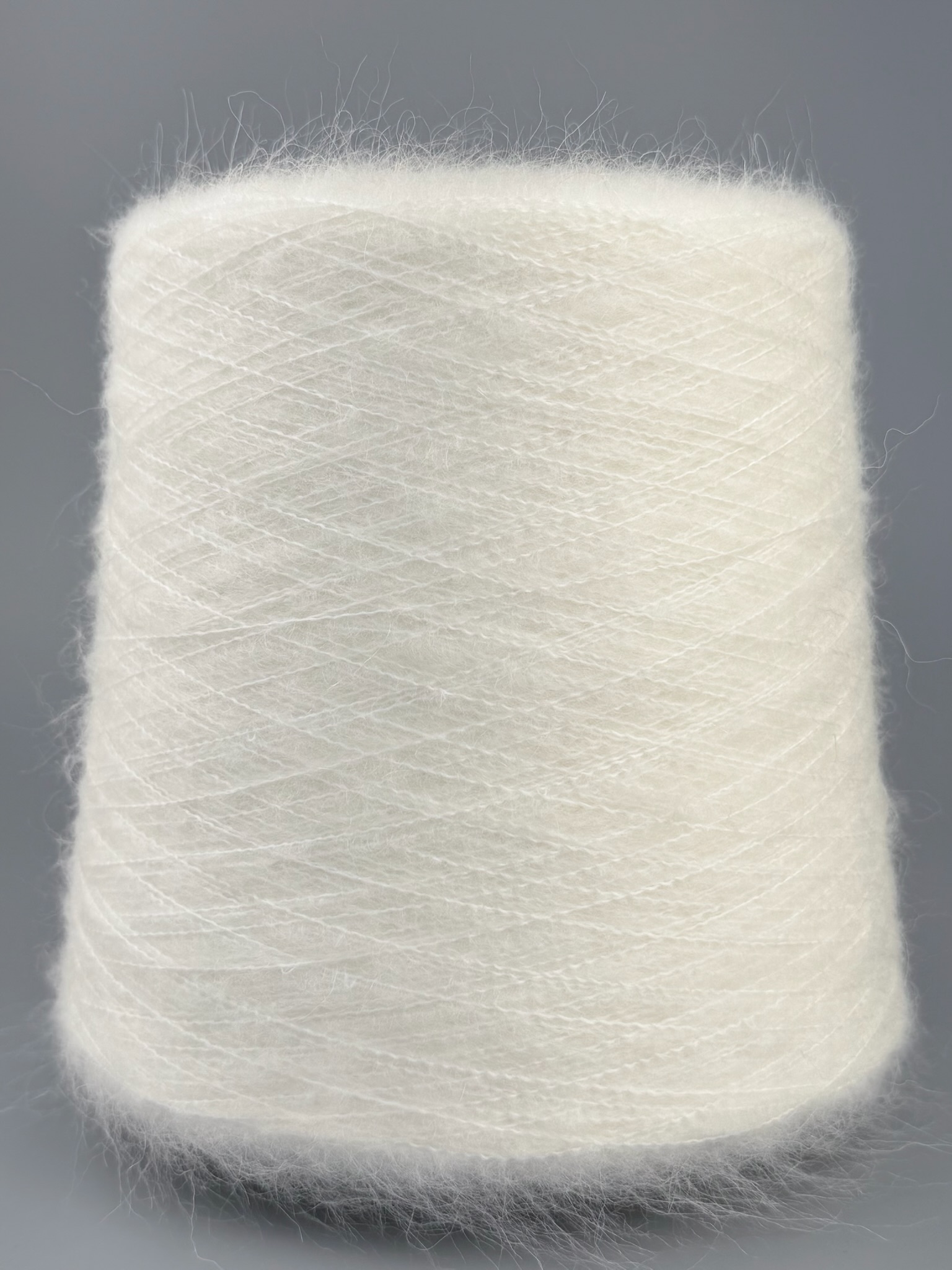 Kid Mohair mit Nylon 900 m / 100 g – Outlet – Weiss foto 2